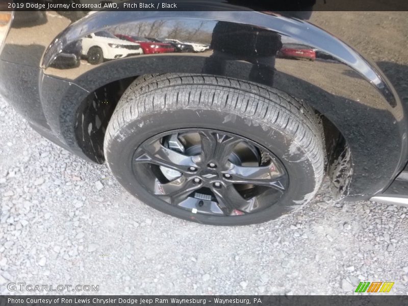 Pitch Black / Black 2019 Dodge Journey Crossroad AWD