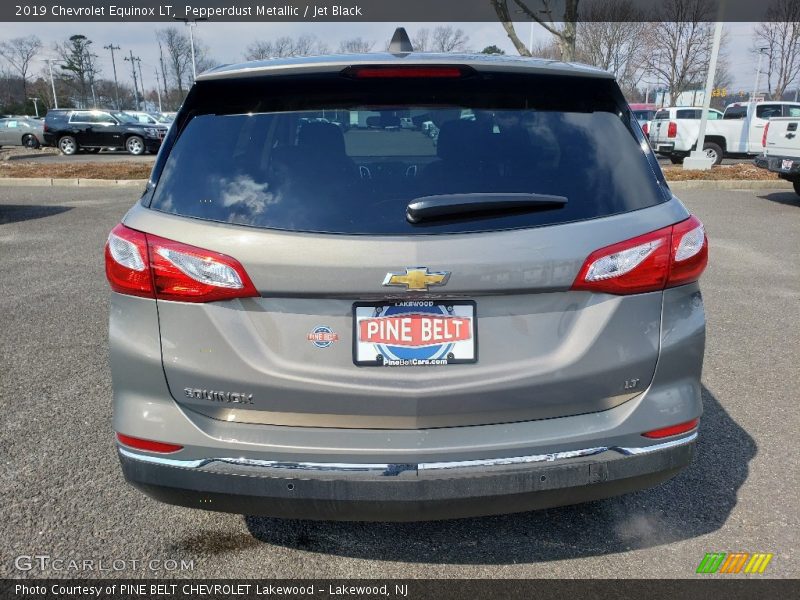 Pepperdust Metallic / Jet Black 2019 Chevrolet Equinox LT