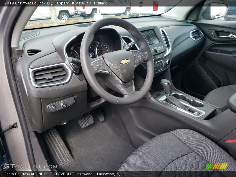 Pepperdust Metallic / Jet Black 2019 Chevrolet Equinox LT