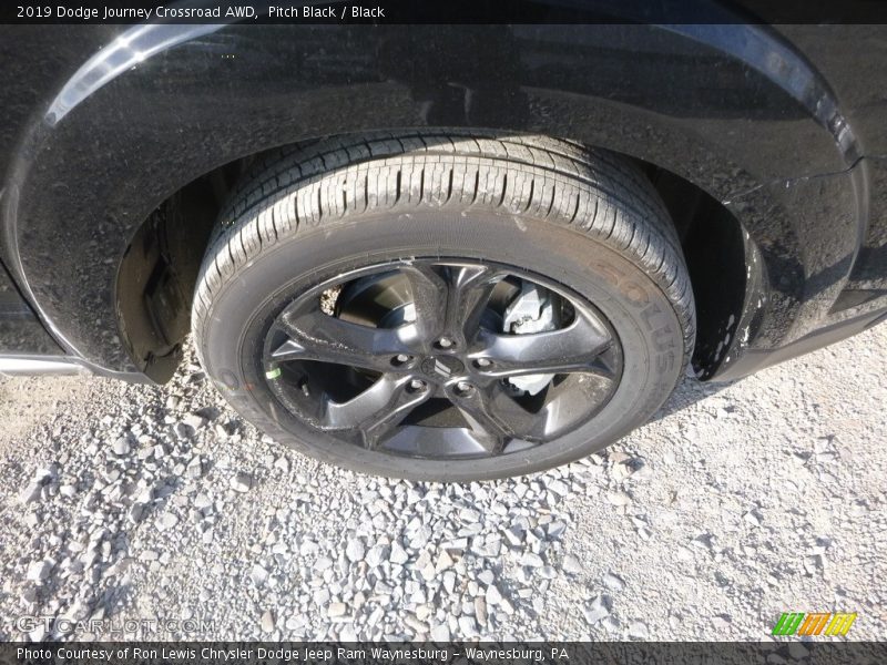 Pitch Black / Black 2019 Dodge Journey Crossroad AWD