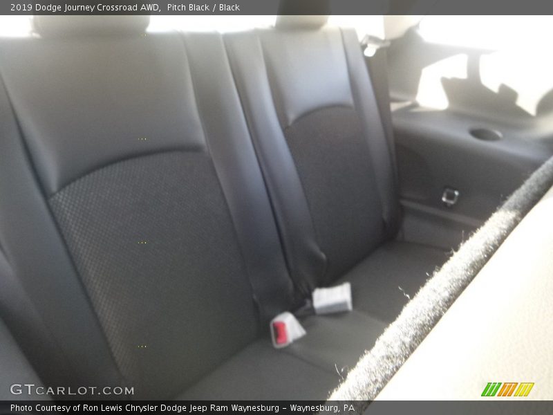 Pitch Black / Black 2019 Dodge Journey Crossroad AWD