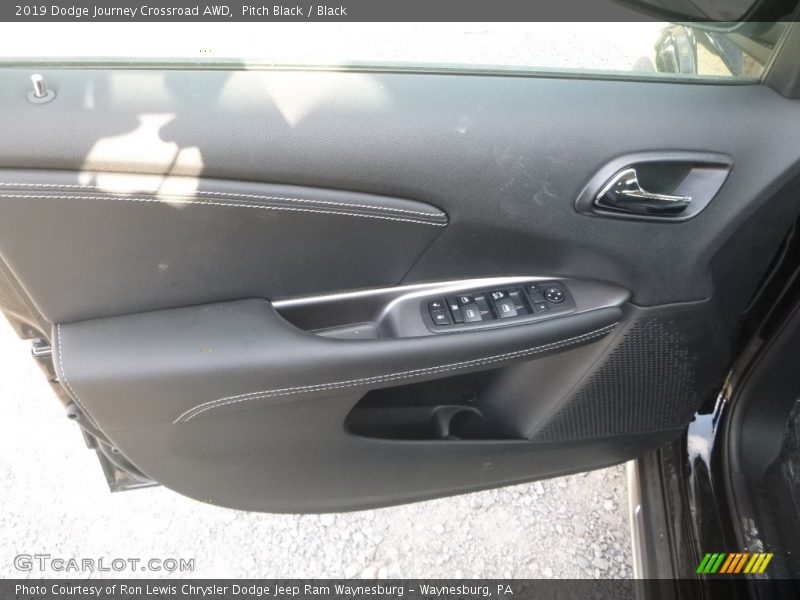 Pitch Black / Black 2019 Dodge Journey Crossroad AWD