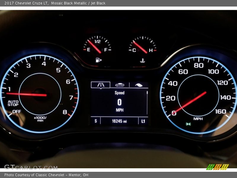 Mosaic Black Metallic / Jet Black 2017 Chevrolet Cruze LT