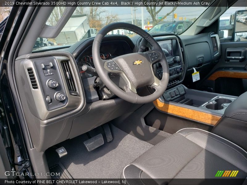 Black / High Country Jet Black/­Medium Ash Gray 2019 Chevrolet Silverado 3500HD High Country Crew Cab 4x4
