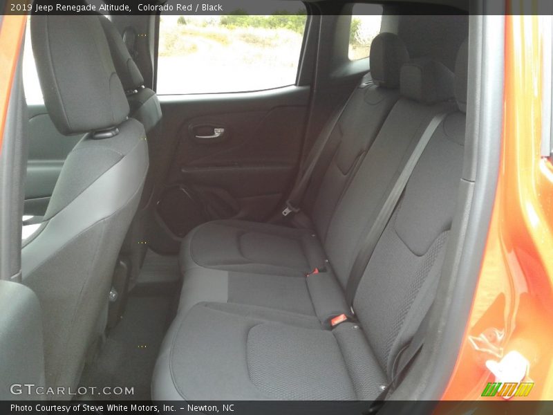 Colorado Red / Black 2019 Jeep Renegade Altitude