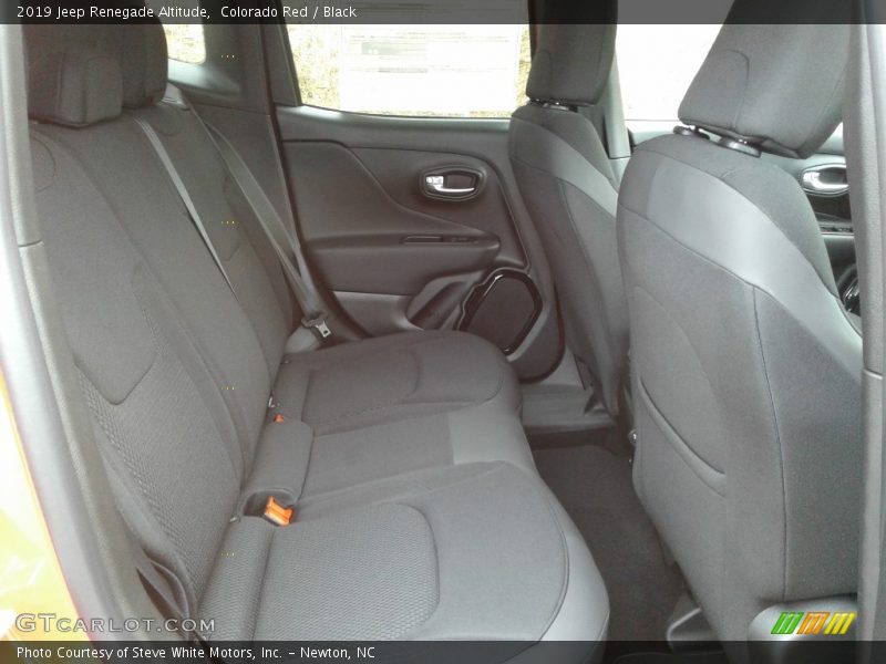 Colorado Red / Black 2019 Jeep Renegade Altitude