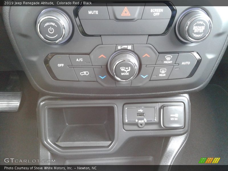 Colorado Red / Black 2019 Jeep Renegade Altitude