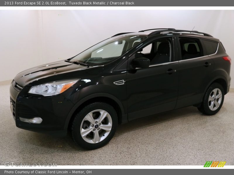 Tuxedo Black Metallic / Charcoal Black 2013 Ford Escape SE 2.0L EcoBoost
