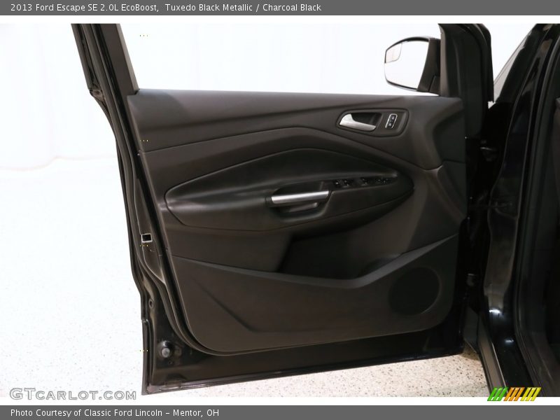 Tuxedo Black Metallic / Charcoal Black 2013 Ford Escape SE 2.0L EcoBoost