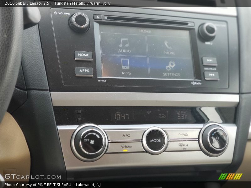 Tungsten Metallic / Warm Ivory 2016 Subaru Legacy 2.5i