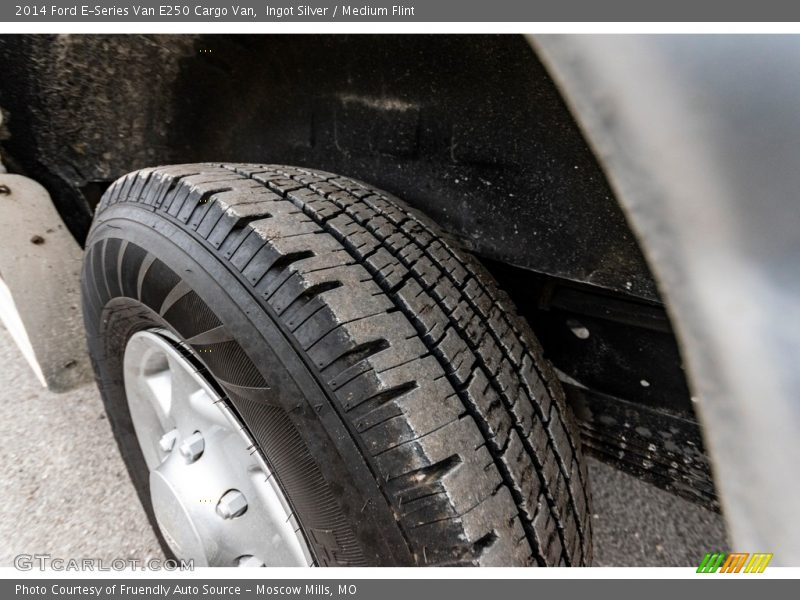 Ingot Silver / Medium Flint 2014 Ford E-Series Van E250 Cargo Van