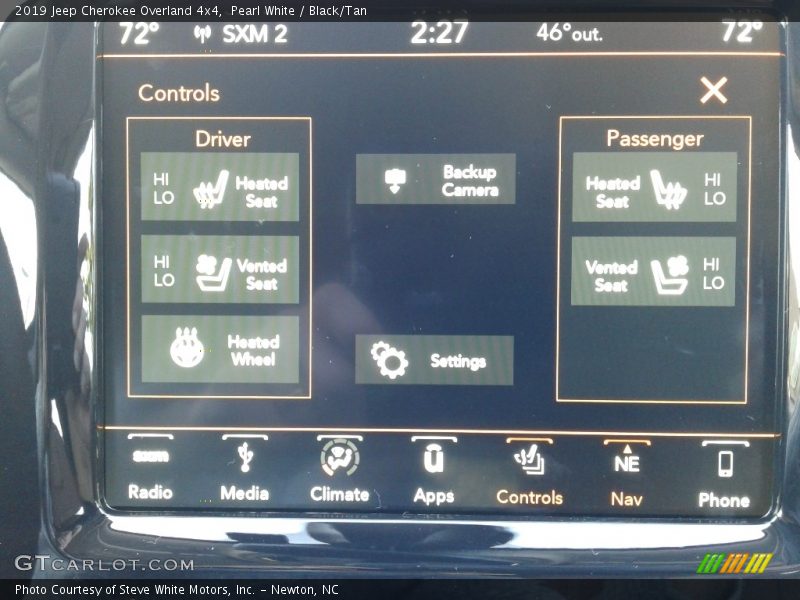 Pearl White / Black/Tan 2019 Jeep Cherokee Overland 4x4