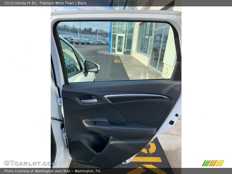Platinum White Pearl / Black 2019 Honda Fit EX