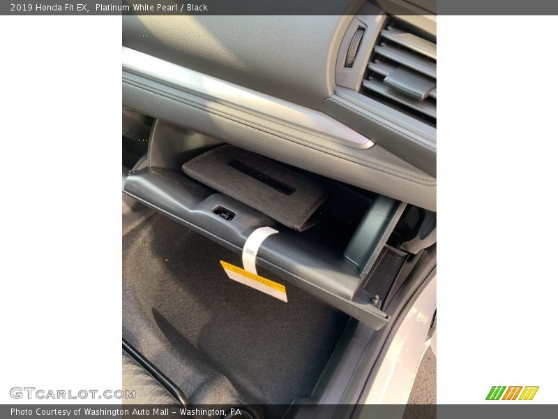 Platinum White Pearl / Black 2019 Honda Fit EX