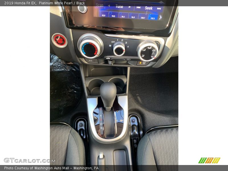 Platinum White Pearl / Black 2019 Honda Fit EX