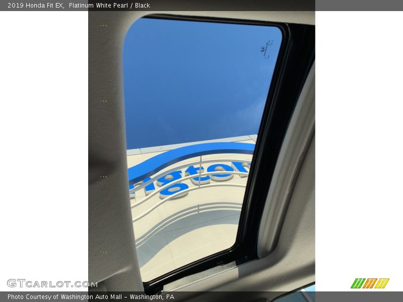 Platinum White Pearl / Black 2019 Honda Fit EX