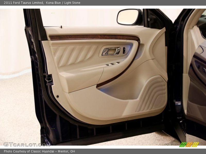Kona Blue / Light Stone 2011 Ford Taurus Limited
