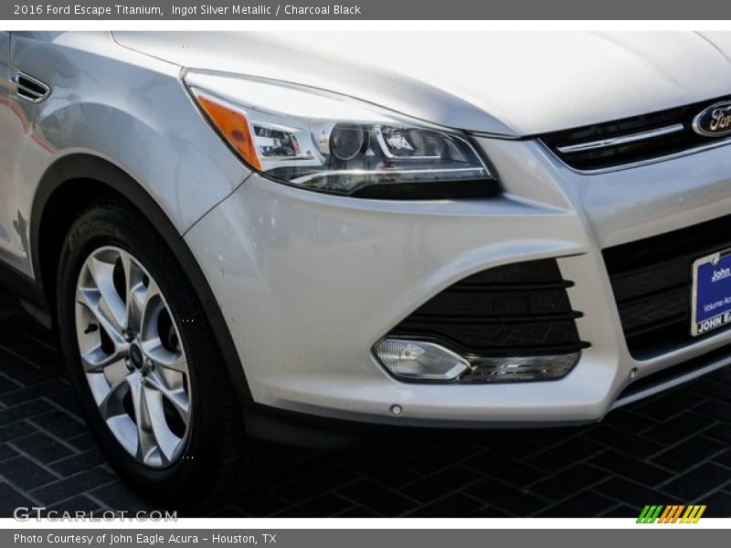 Ingot Silver Metallic / Charcoal Black 2016 Ford Escape Titanium