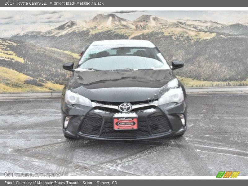 Midnight Black Metallic / Black 2017 Toyota Camry SE