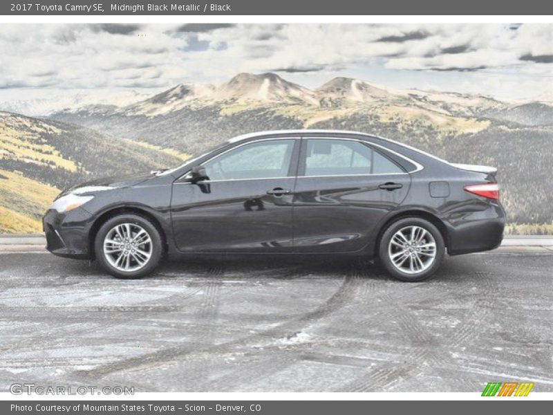 Midnight Black Metallic / Black 2017 Toyota Camry SE