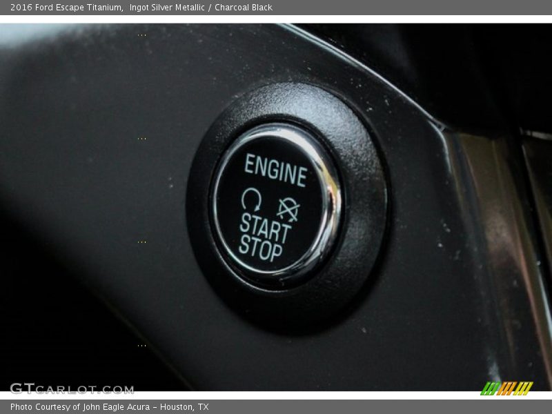 Ingot Silver Metallic / Charcoal Black 2016 Ford Escape Titanium