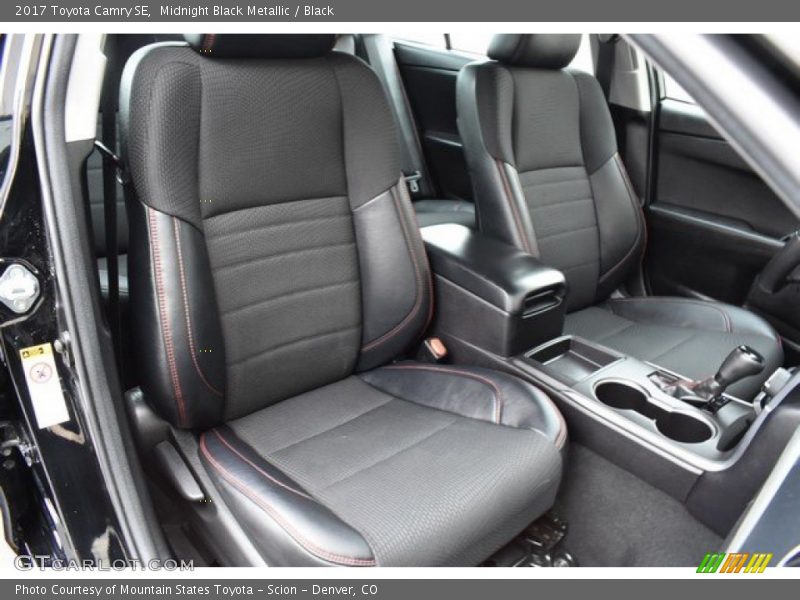 Midnight Black Metallic / Black 2017 Toyota Camry SE