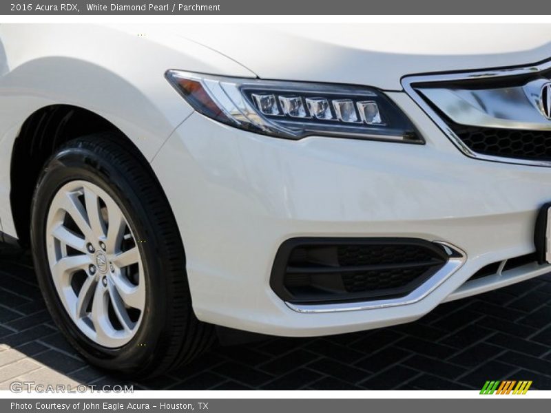 White Diamond Pearl / Parchment 2016 Acura RDX