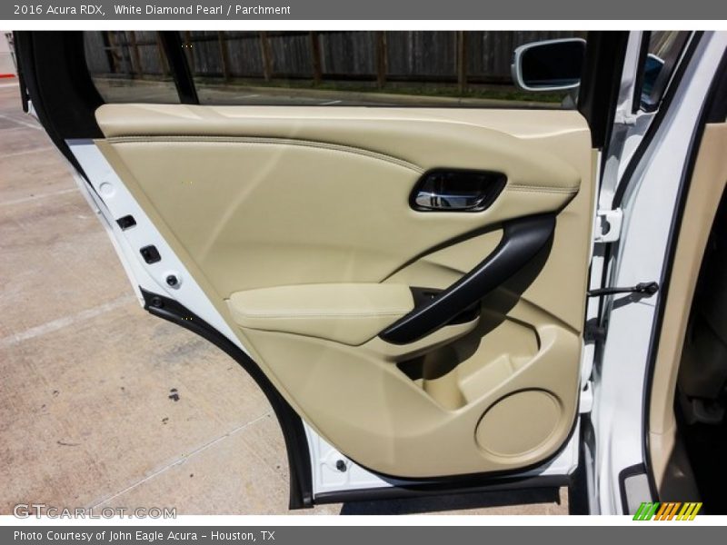 White Diamond Pearl / Parchment 2016 Acura RDX
