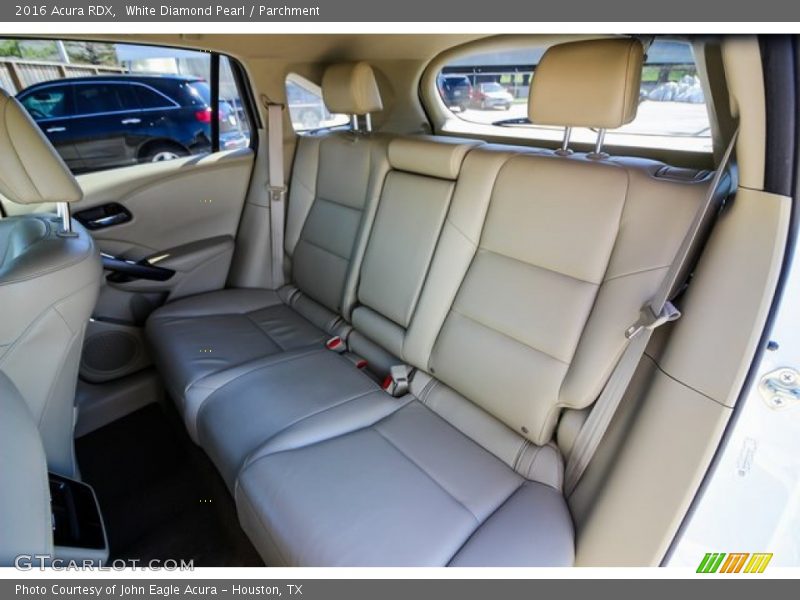 White Diamond Pearl / Parchment 2016 Acura RDX