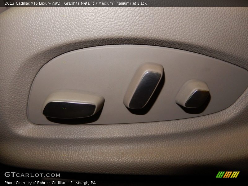 Graphite Metallic / Medium Titanium/Jet Black 2013 Cadillac XTS Luxury AWD