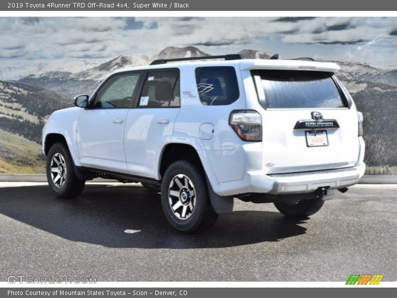 Super White / Black 2019 Toyota 4Runner TRD Off-Road 4x4