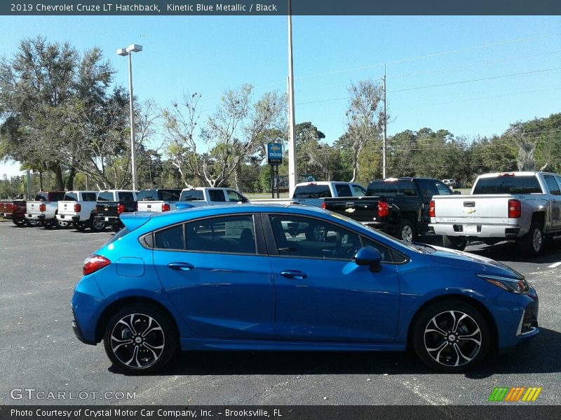 Kinetic Blue Metallic / Black 2019 Chevrolet Cruze LT Hatchback