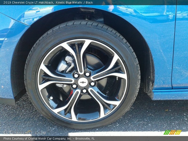 Kinetic Blue Metallic / Black 2019 Chevrolet Cruze LT Hatchback