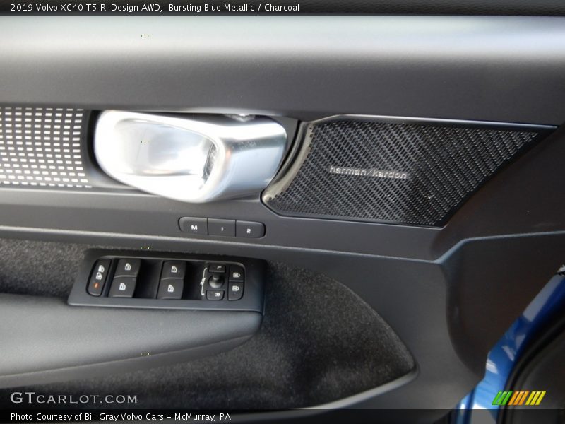 Bursting Blue Metallic / Charcoal 2019 Volvo XC40 T5 R-Design AWD