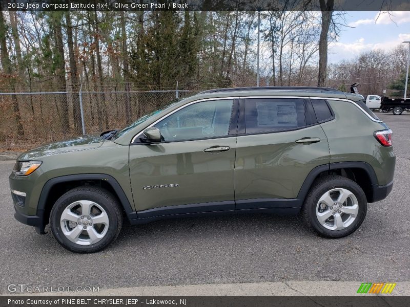  2019 Compass Latitude 4x4 Olive Green Pearl