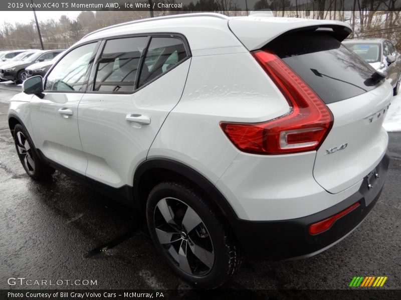 Ice White / Charcoal 2019 Volvo XC40 T5 Momentum AWD