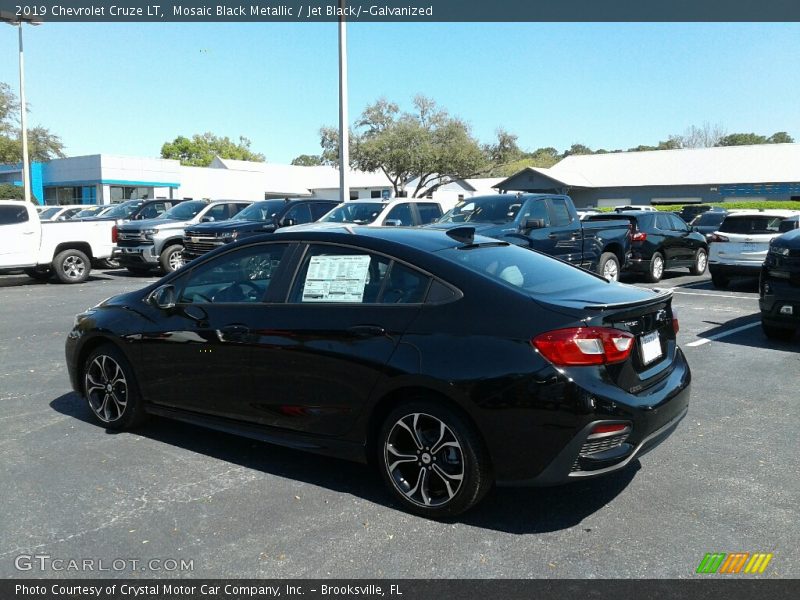 Mosaic Black Metallic / Jet Black/­Galvanized 2019 Chevrolet Cruze LT