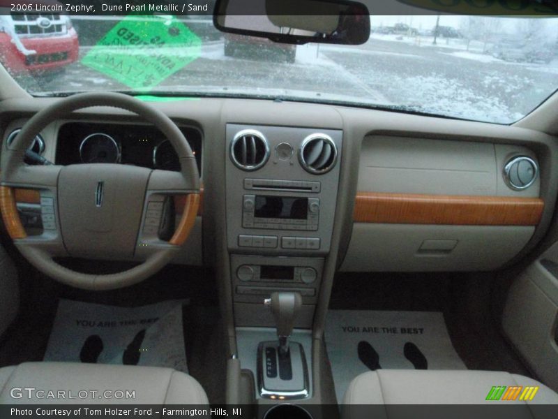 Dune Pearl Metallic / Sand 2006 Lincoln Zephyr