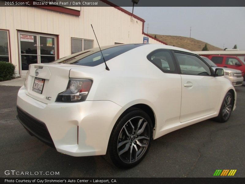 Blizzard White Pearl / Dark Charcoal 2015 Scion tC