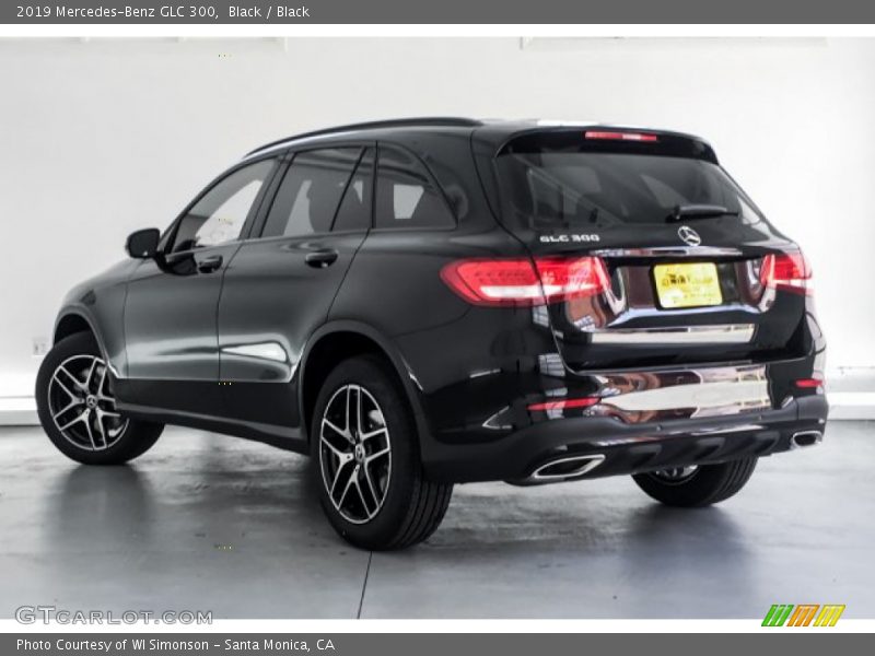 Black / Black 2019 Mercedes-Benz GLC 300