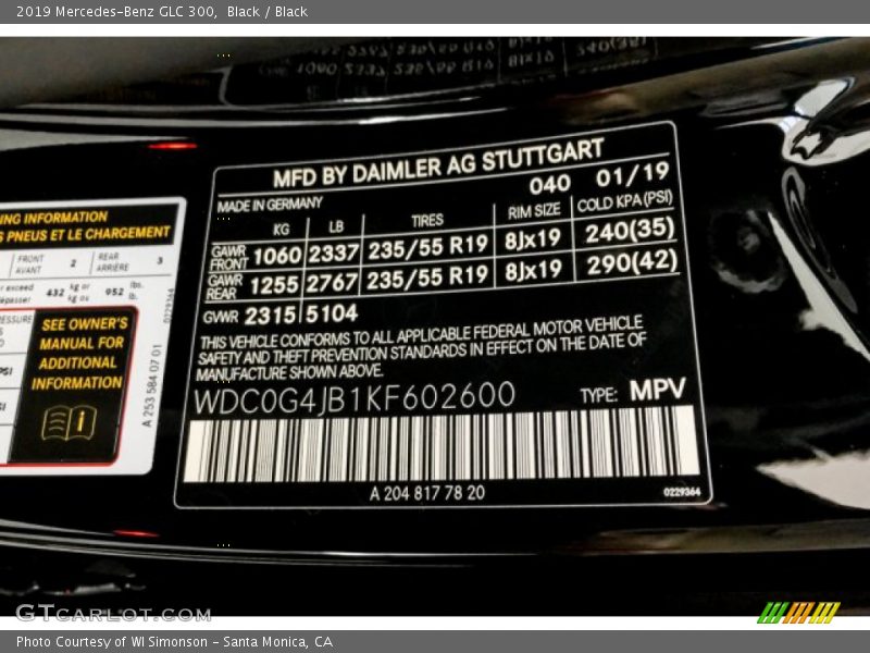 Black / Black 2019 Mercedes-Benz GLC 300