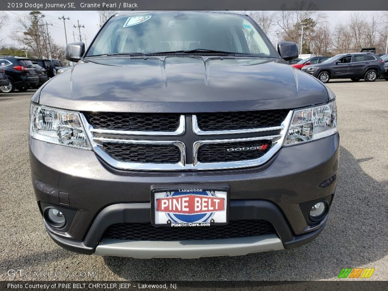 Granite Pearl / Black 2019 Dodge Journey SE