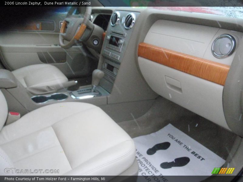 Dune Pearl Metallic / Sand 2006 Lincoln Zephyr