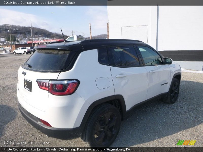 White / Black 2019 Jeep Compass Altitude 4x4