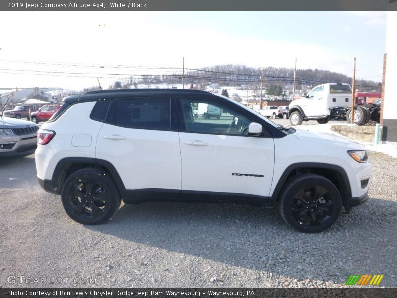 White / Black 2019 Jeep Compass Altitude 4x4