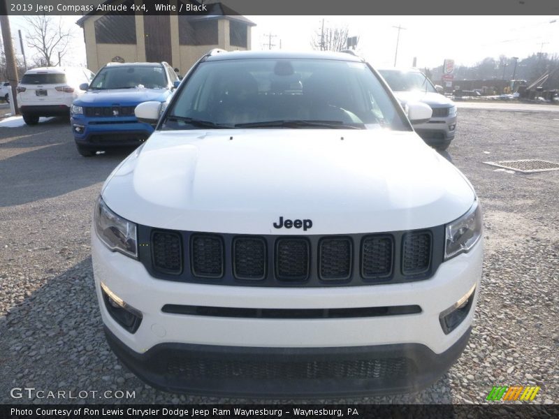 White / Black 2019 Jeep Compass Altitude 4x4