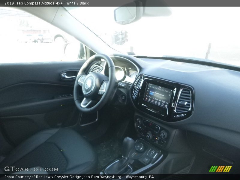 White / Black 2019 Jeep Compass Altitude 4x4