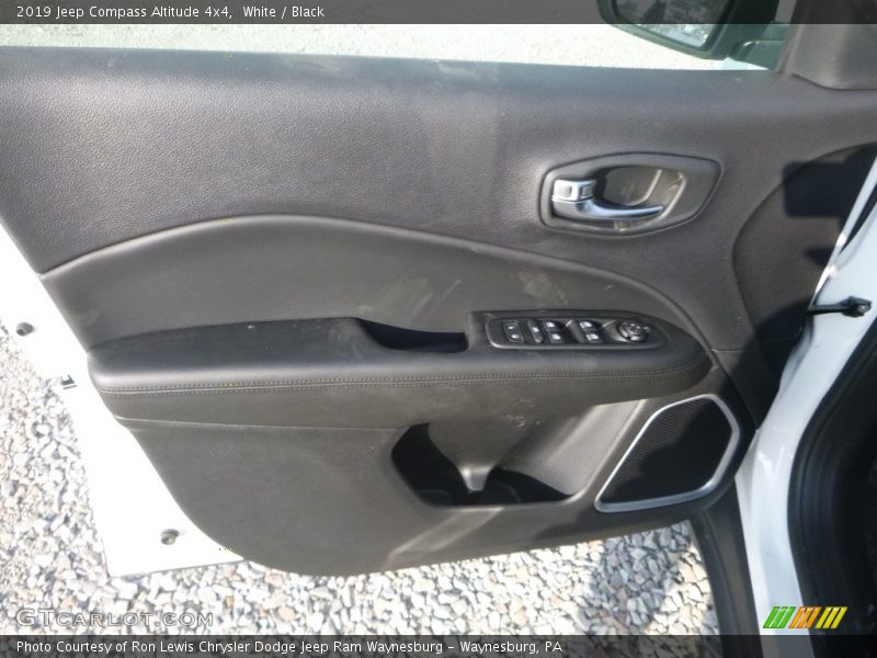 White / Black 2019 Jeep Compass Altitude 4x4