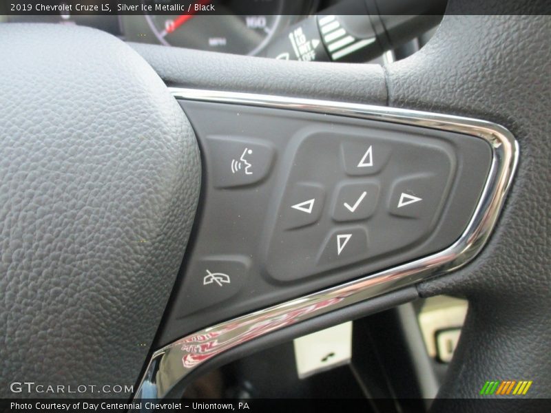 Silver Ice Metallic / Black 2019 Chevrolet Cruze LS