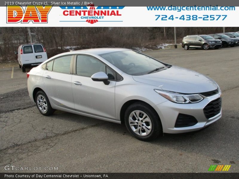 Silver Ice Metallic / Black 2019 Chevrolet Cruze LS